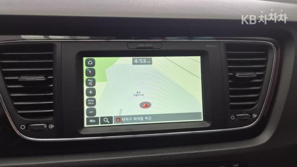 Kia Carnival — miniaturë 13