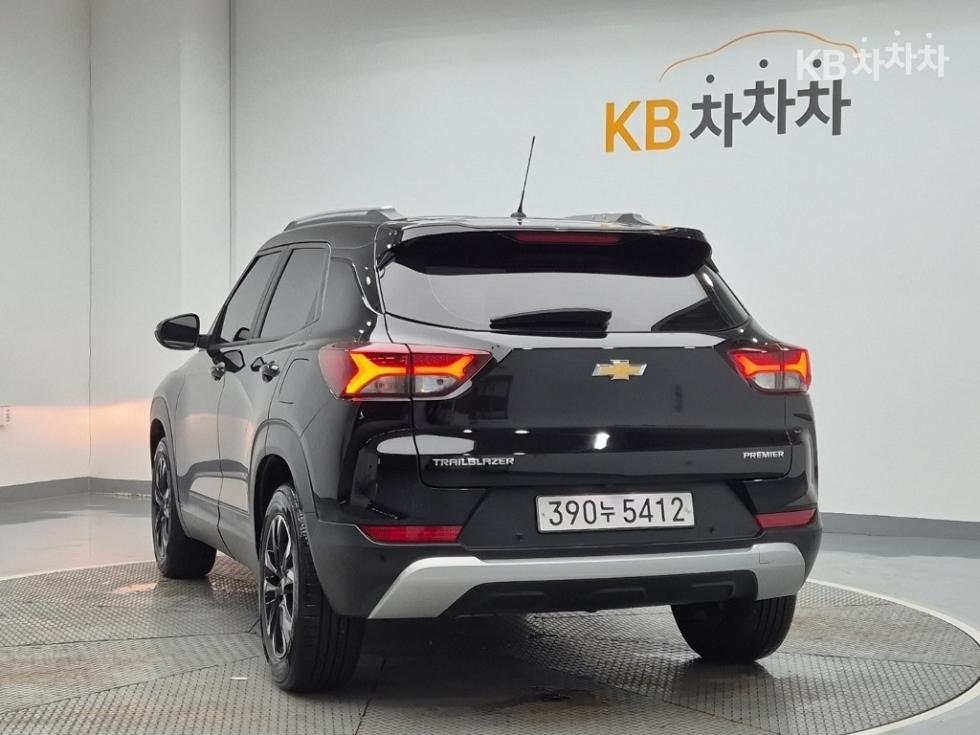 Chevrolet TrailBlazer — miniaturë 2