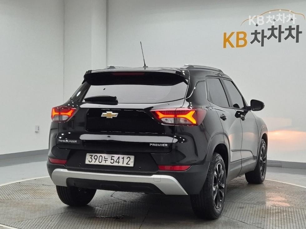 Chevrolet TrailBlazer — miniaturë 3