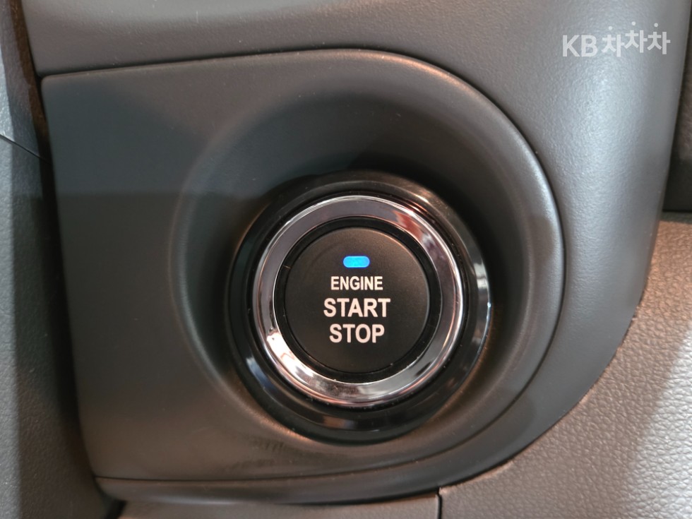 Kia Carnival — miniaturë 28