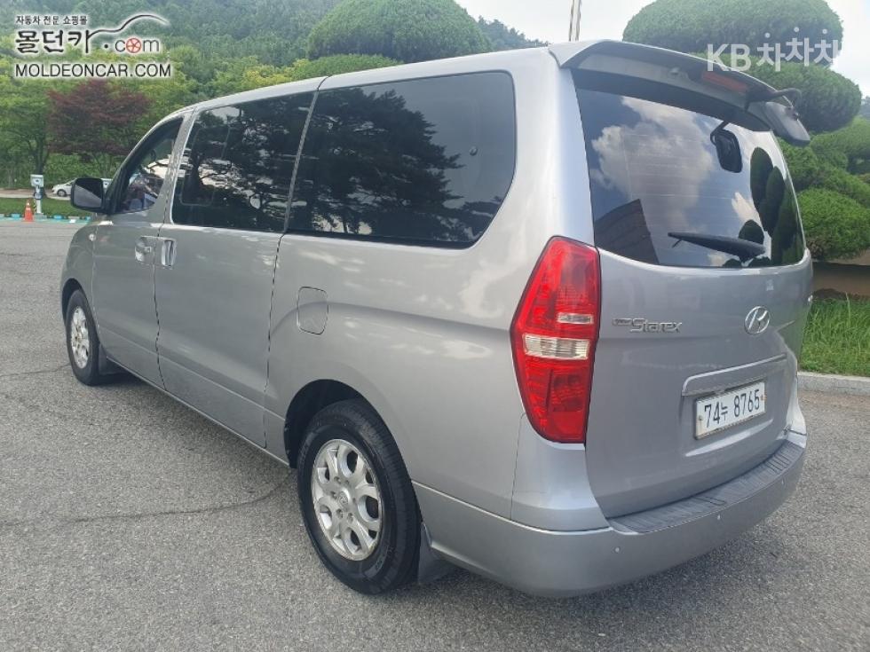 Hyundai Starex — miniaturë 4