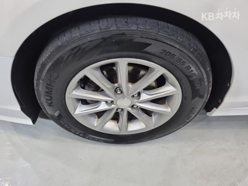 Hyundai Sonata — miniaturë 20