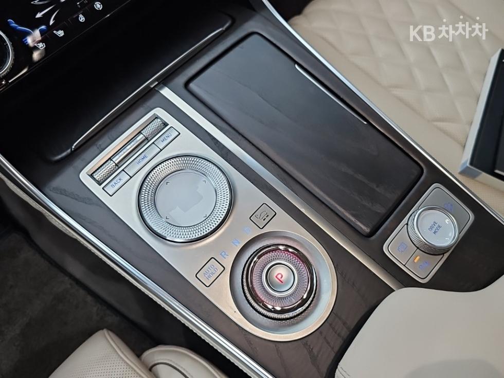 2020 Genesis GV80 photo