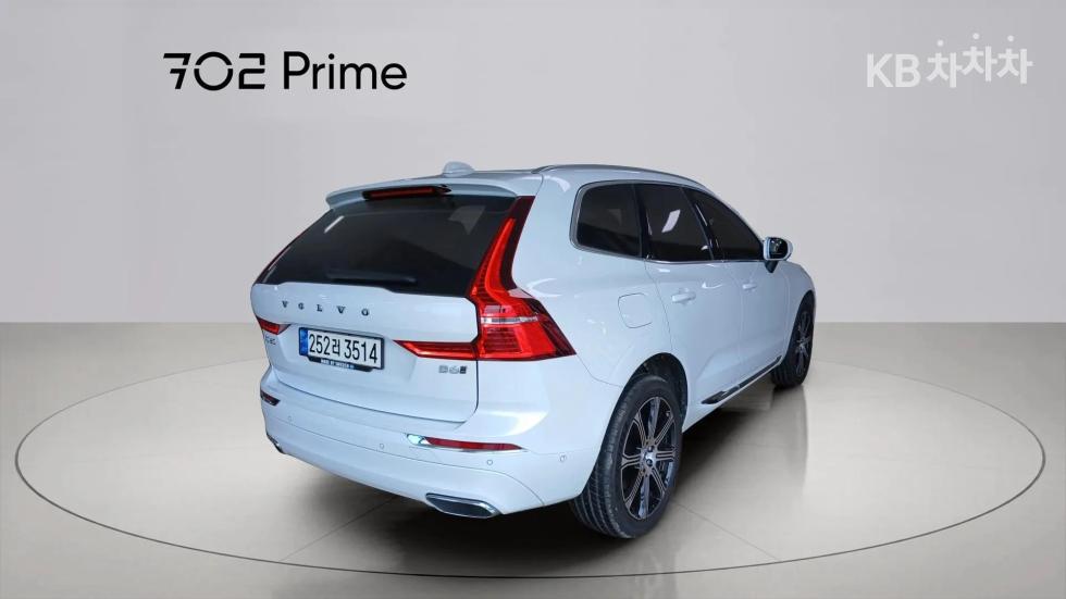 Volvo XC60 — miniaturë 2