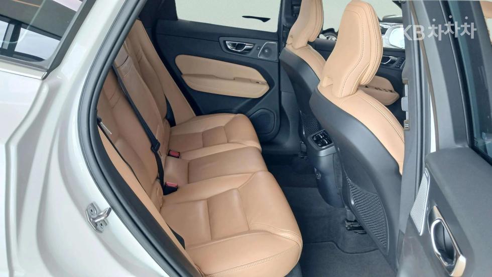 Volvo XC60 — miniaturë 14