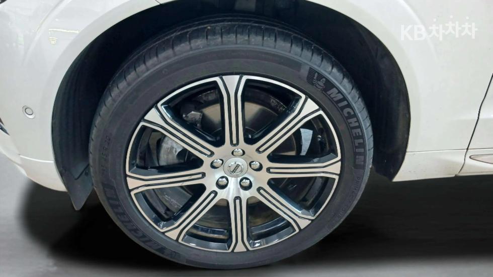 Volvo XC60 — miniaturë 17