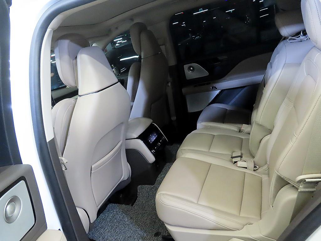 2024 Lincoln 2(U611) photo