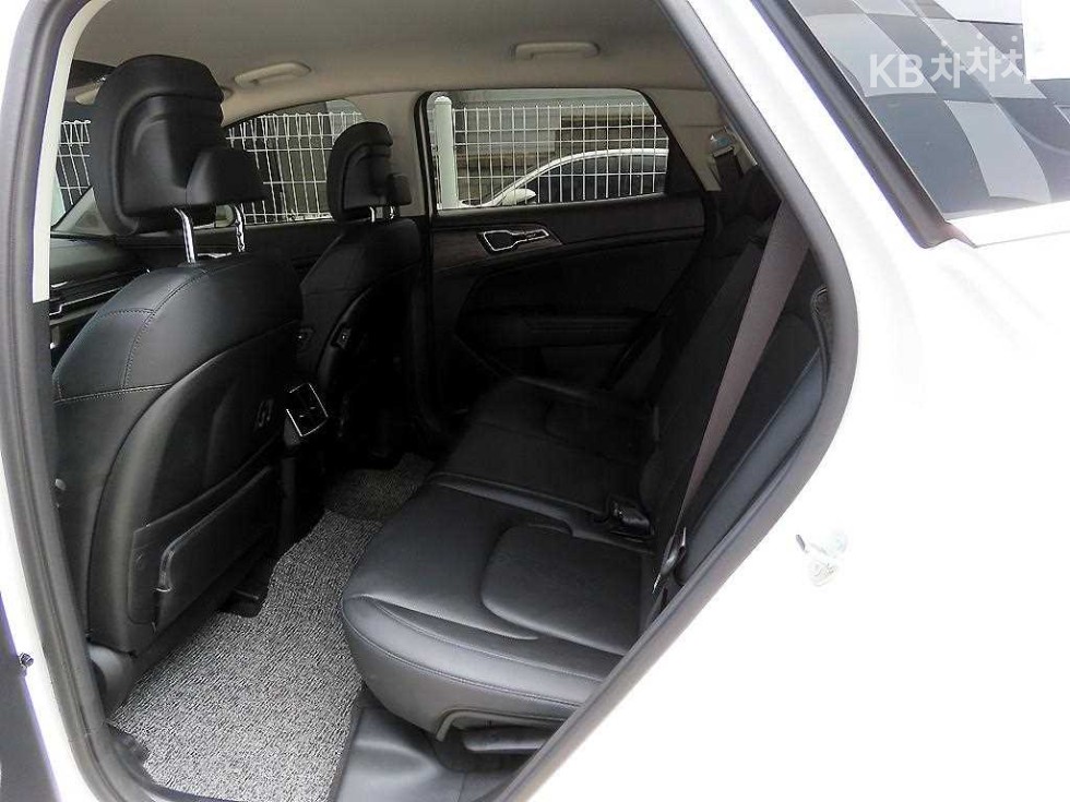 Kia Sportage — miniaturë 6