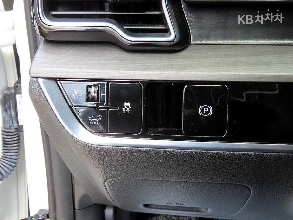 Kia Sportage — miniaturë 12