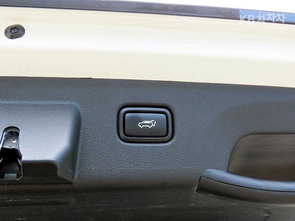 Kia Sportage — miniaturë 16