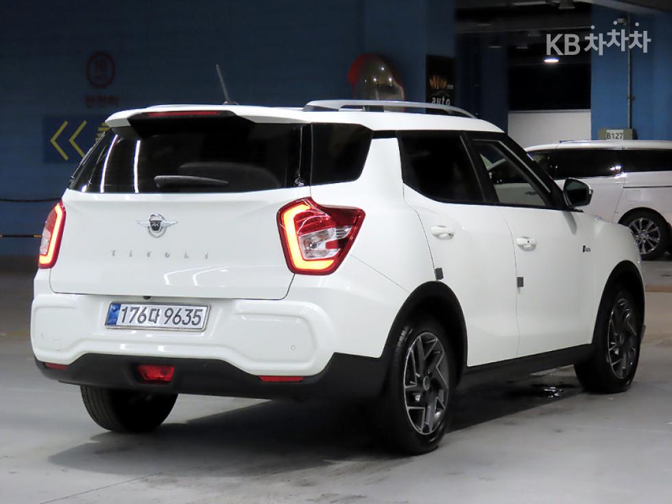 SsangYong Tivoli — miniaturë 4