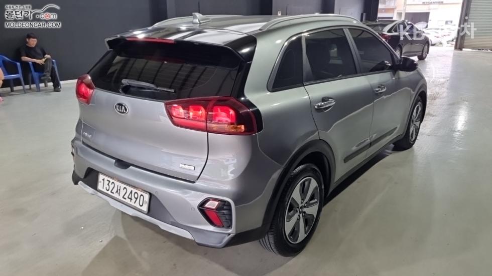 Kia Niro — miniaturë 2