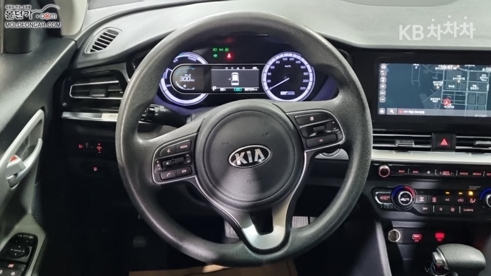 Kia Niro — miniaturë 11
