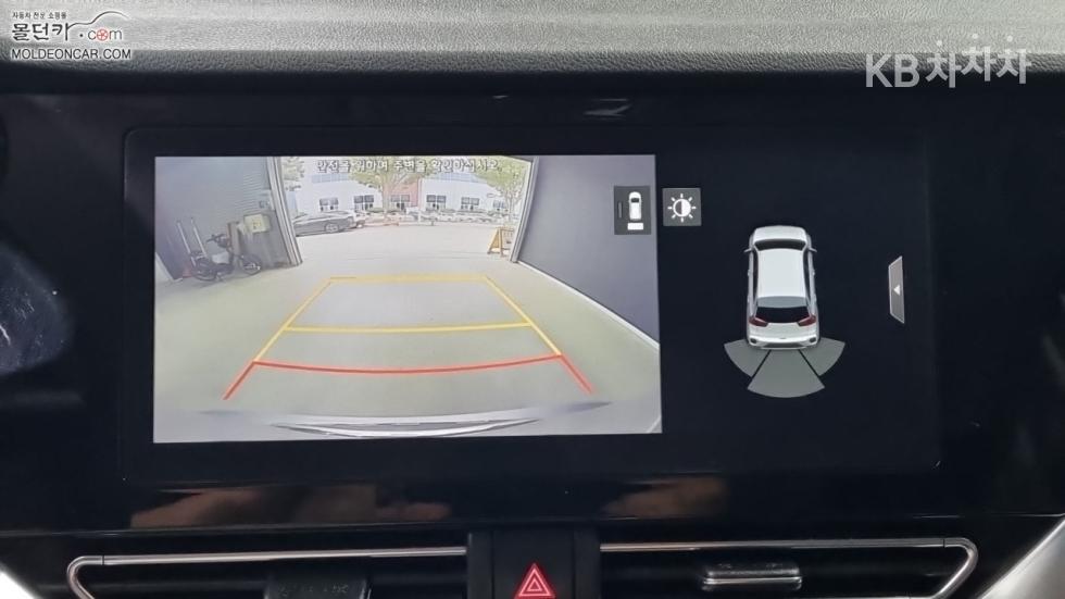 Kia Niro — miniaturë 13