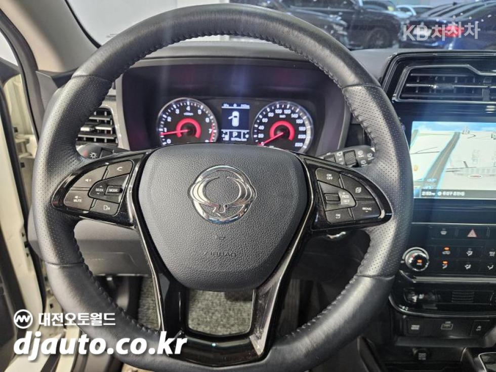 SsangYong Tivoli — miniaturë 11