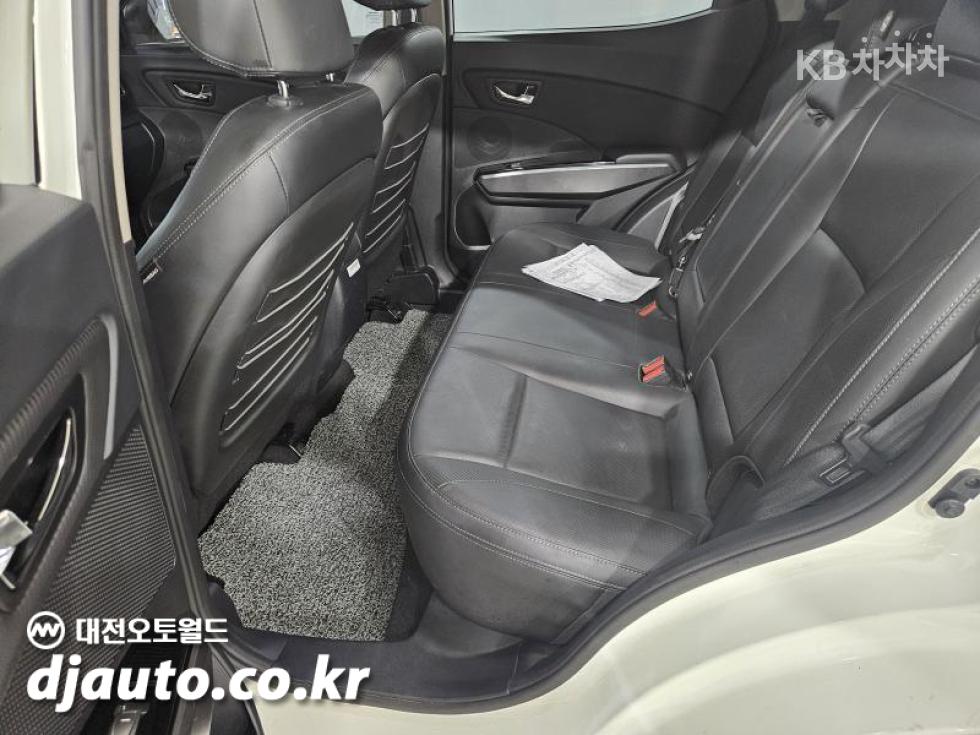 SsangYong Tivoli — miniaturë 16