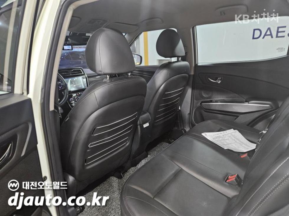 SsangYong Tivoli — miniaturë 17
