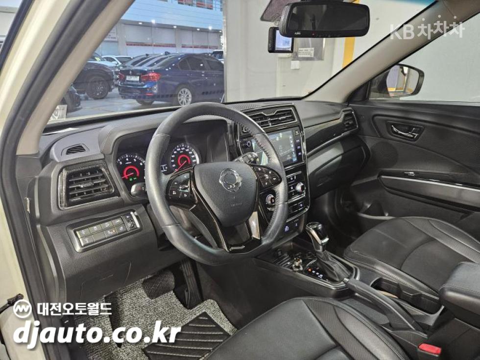 SsangYong Tivoli — miniaturë 18