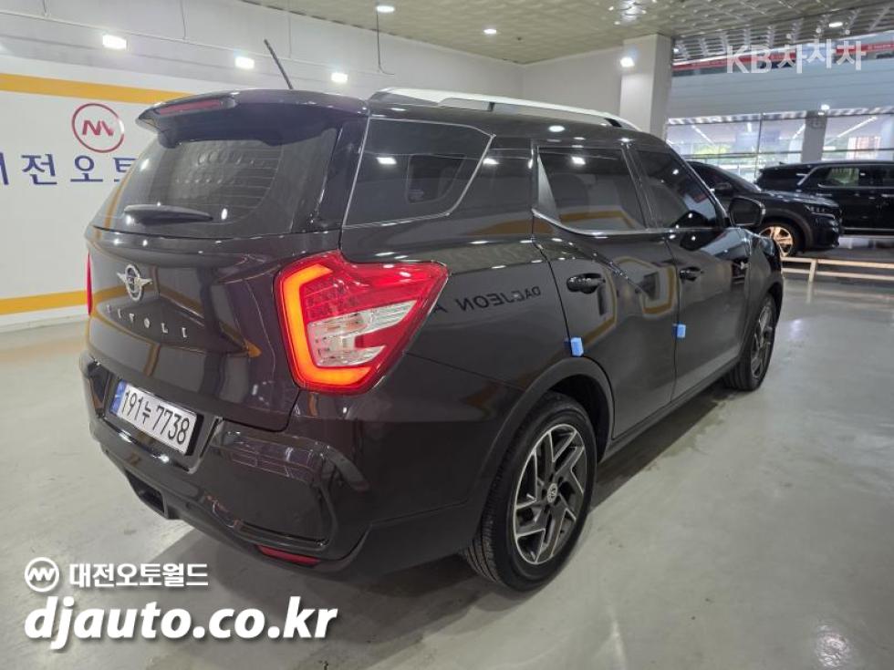 SsangYong Tivoli — miniaturë 4