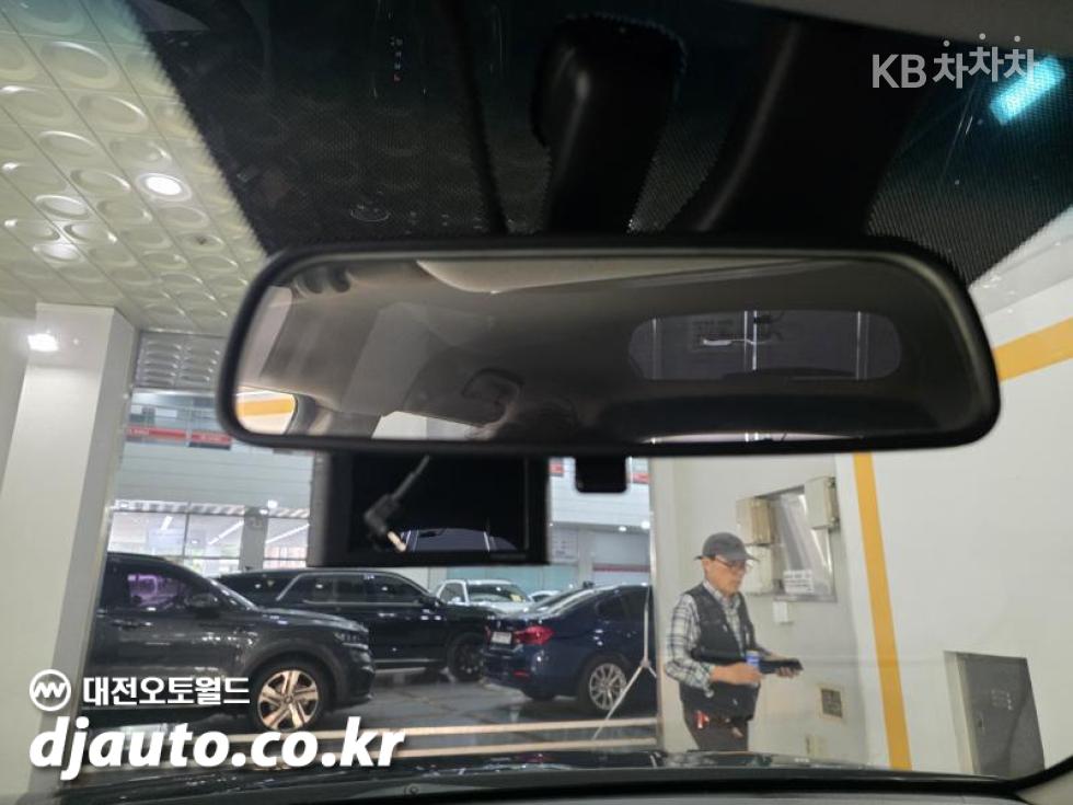 SsangYong Tivoli — miniaturë 10
