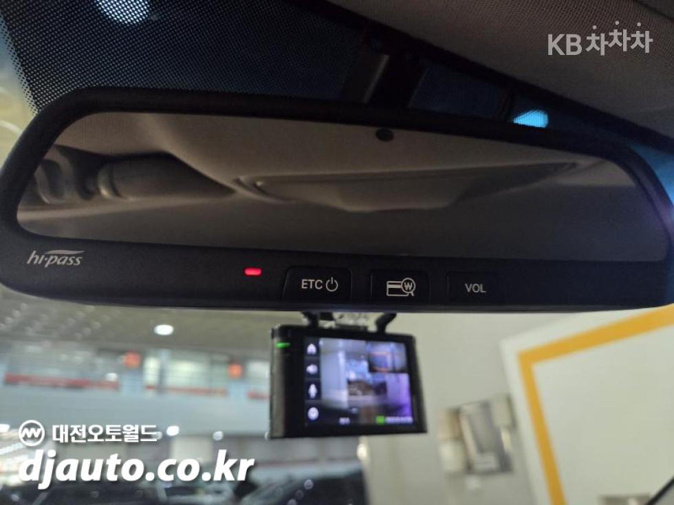 Hyundai Santa Fe — miniaturë 13
