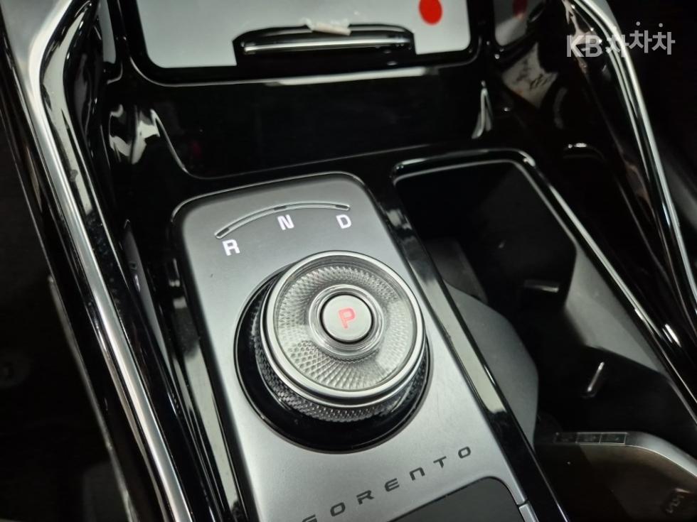 Kia Sorento — miniaturë 8