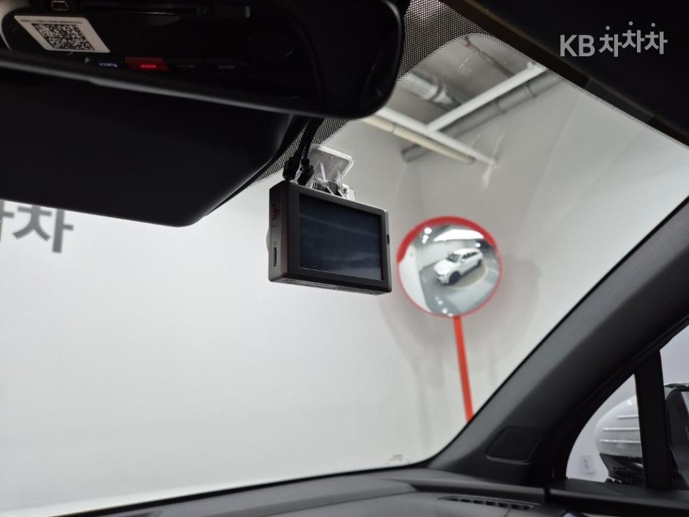 Kia Sorento — miniaturë 16