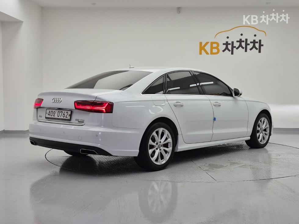 Audi A6 — miniaturë 4