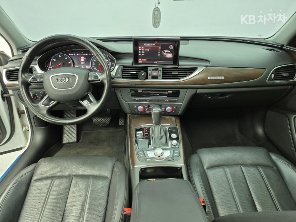 Audi A6 — miniaturë 5