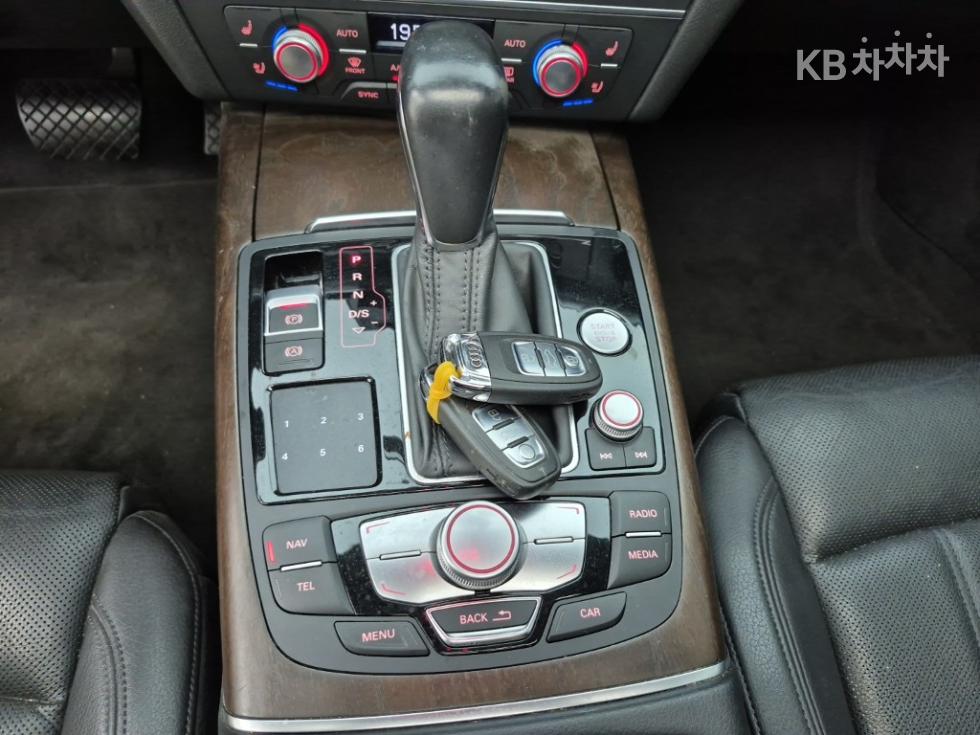 Audi A6 — miniaturë 8