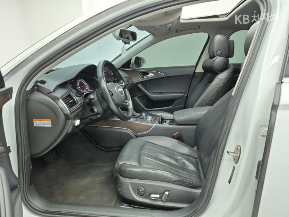 Audi A6 — miniaturë 11