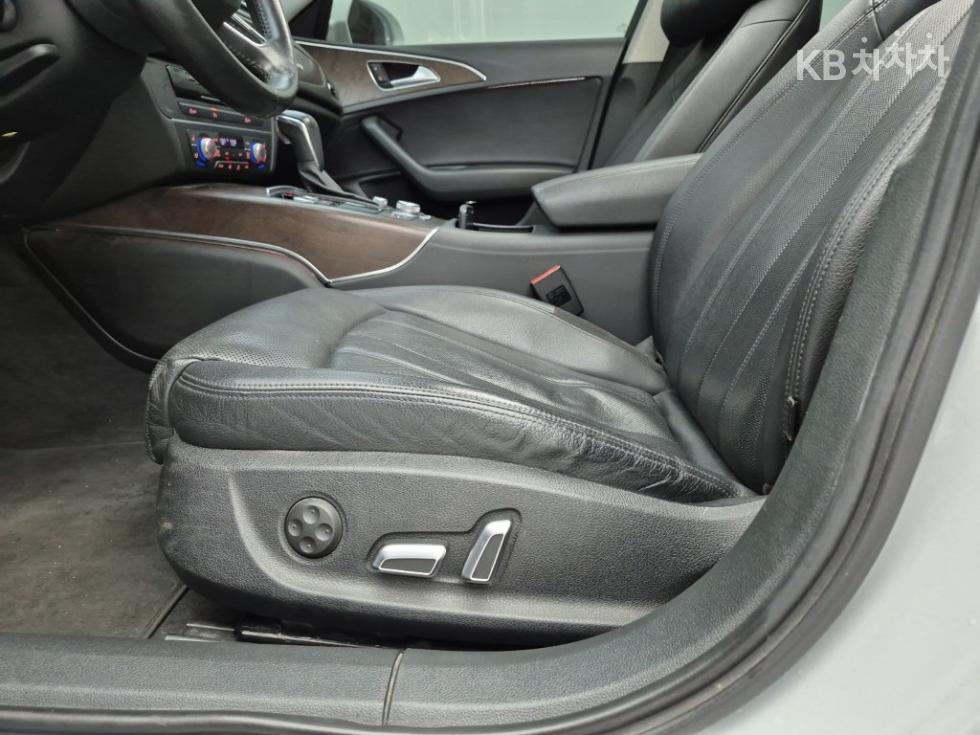 Audi A6 — miniaturë 17