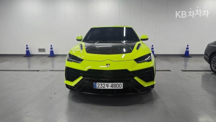 Lamborghini Urus 퍼포만테 4.0 V8 — foto 1