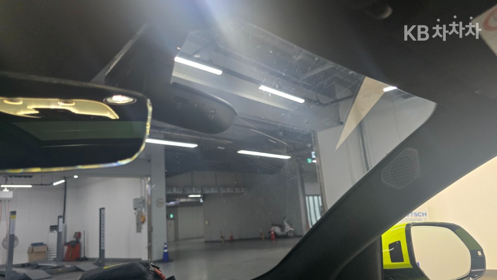 Lamborghini Urus — miniaturë 16