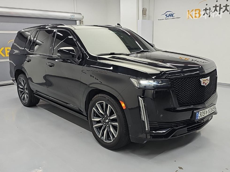 2021 Cadillac ESCALADE(5) photo