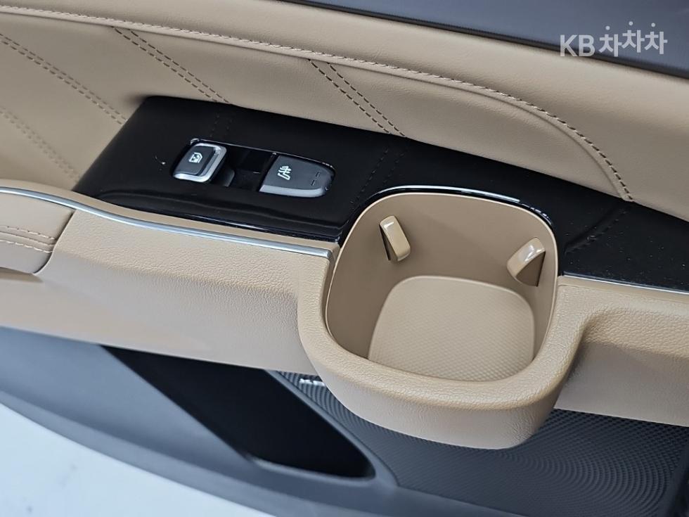Kia Sorento — miniaturë 14