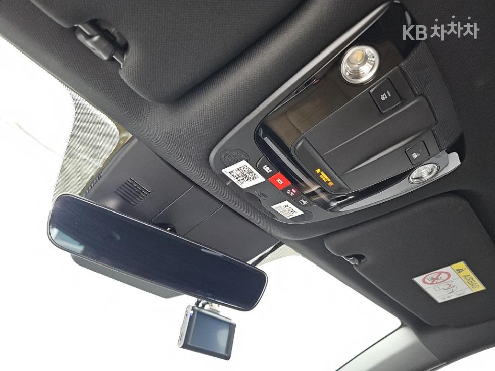 Kia Sorento — miniaturë 17