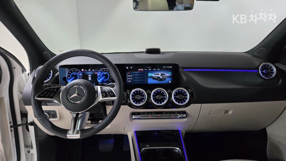 Mercedes-Benz EQA — miniaturë 17