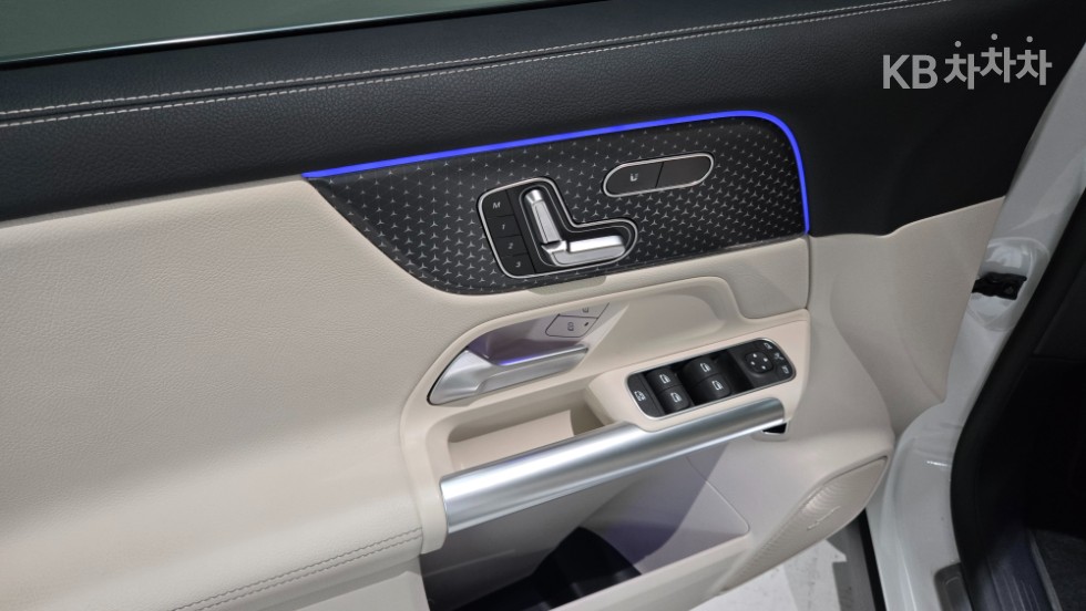 Mercedes-Benz EQA — miniaturë 21