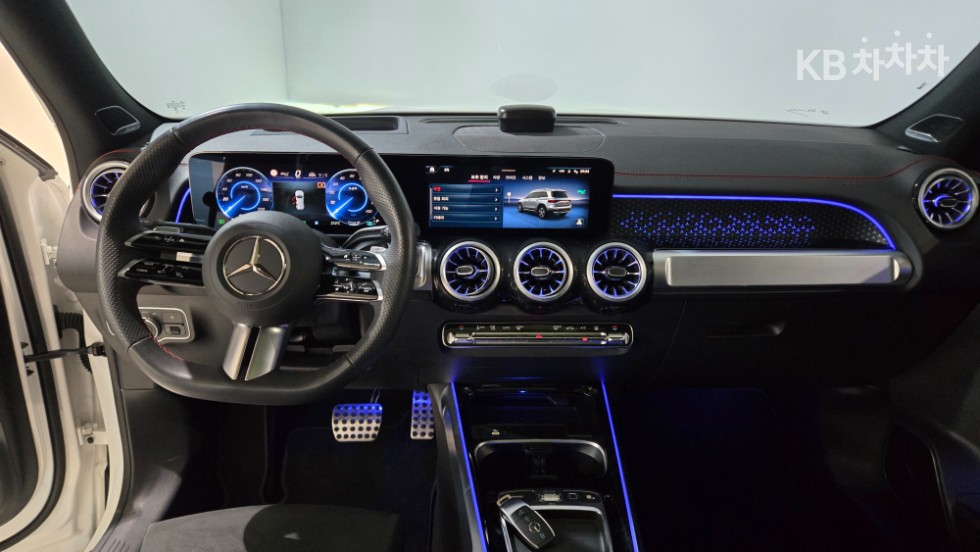 Mercedes-Benz EQB — miniaturë 17