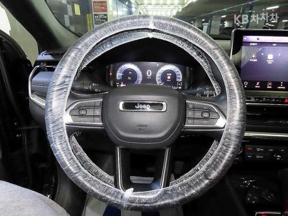 Jeep Compass — miniaturë 8