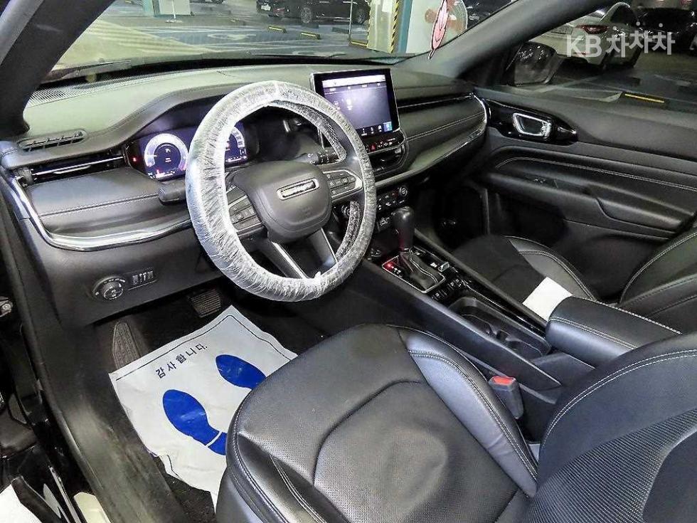 Jeep Compass — miniaturë 10