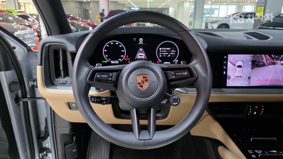 Porsche Cayenne — miniaturë 10