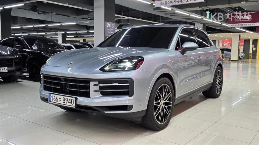 Porsche Cayenne — miniaturë 18