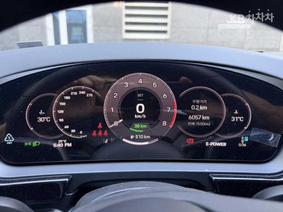Porsche Cayenne — miniaturë 10