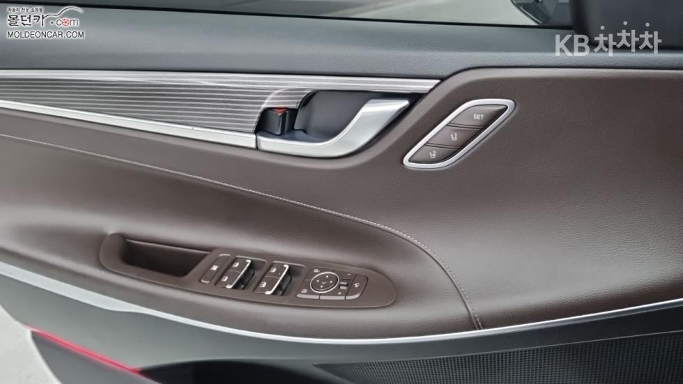Hyundai Grandeur — miniaturë 17