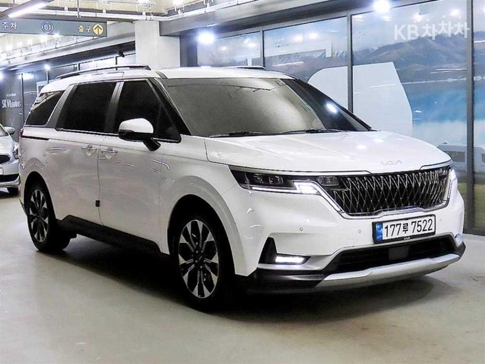 2023 KIA carnival D2.2 9-seater prestige
