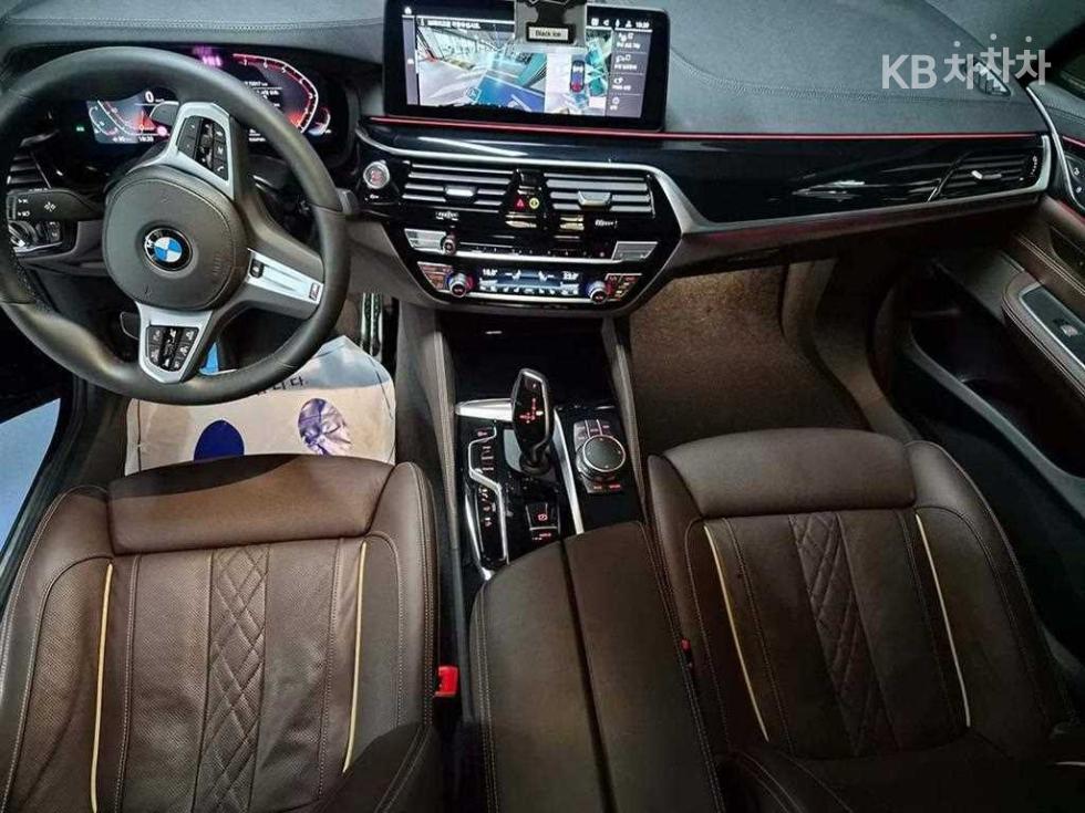 2021 BMW BMW photo