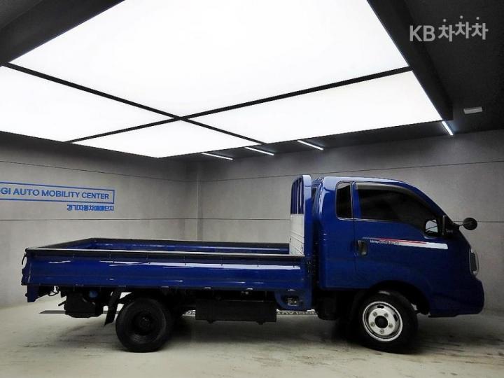 Kia Bongo 3 2021 photo 2