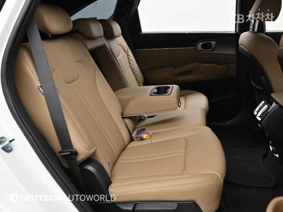 Kia Sorento — miniaturë 12
